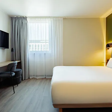 Hotel Campanile Prime - 3*