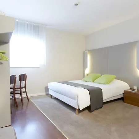 Hotel Campanile Prime - 3*