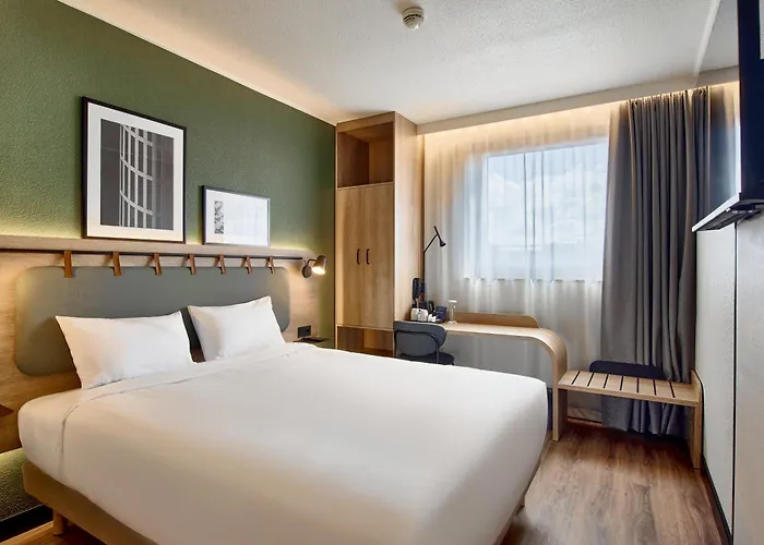 Hotell Campanile Łódź