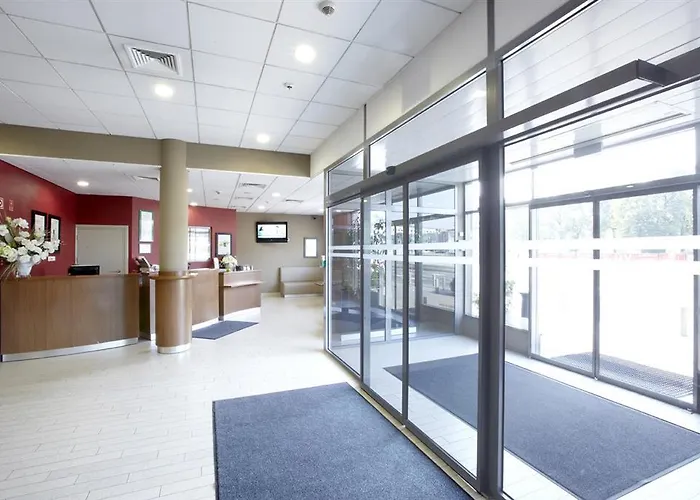 فندق Campanile 3*